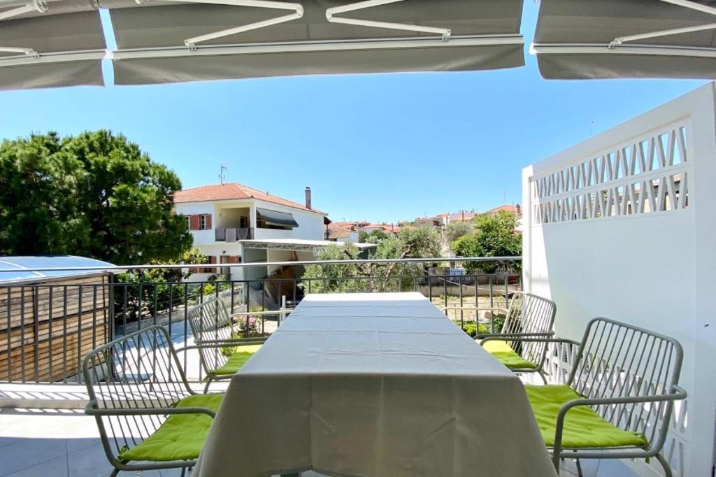 Mageiras Boutique Hotel 아피토스 외부 사진